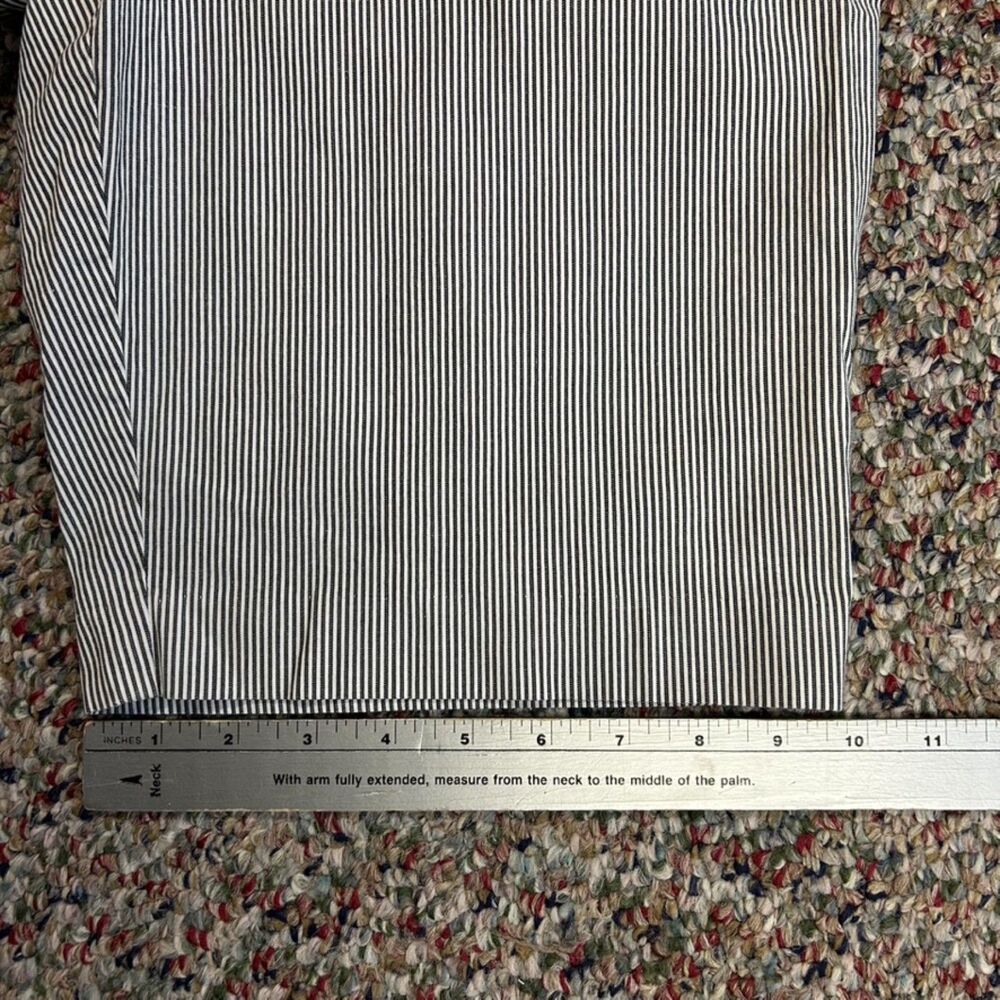 Lauren Ralph Lauren Black White Pinstripe High Rise Bermuda Shorts Sz 10 - Picture 15 of 15